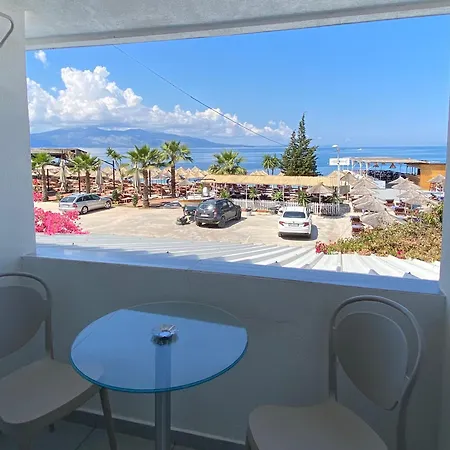 Santa Paola Apartment *