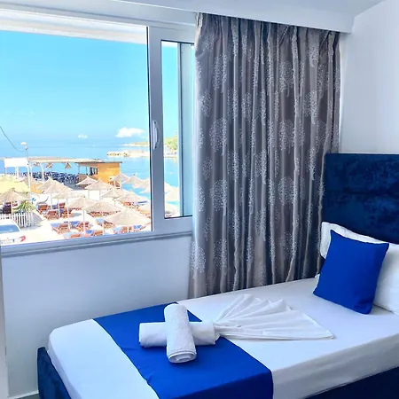 Santa Paola Apartment *